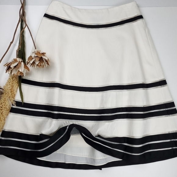 Ann Taylor Cream Blk Stripe Lace Silk Skirt Sz 2 - Picture 13 of 13